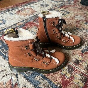 NWOT Dr. Martens 1460 Faux Fur Lined Lace Up Boots